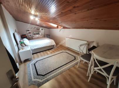 Nişanca Mah'da 4+1 180 M2 Önü Açık Teraslı Dubleks 27