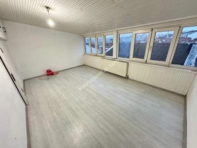 Cadde Üzeri 4+1 140 M2 Şehir Manzaralı Dubleks 16