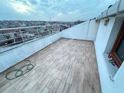 Cadde Üzeri 4+1 140 M2 Şehir Manzaralı Dubleks 2