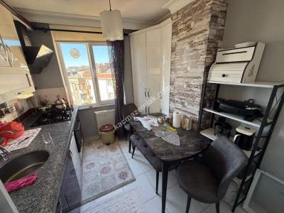 Çilekli Cami'ıne Komşu Satılık 3+2 160 M2 Dubleks Dair 20