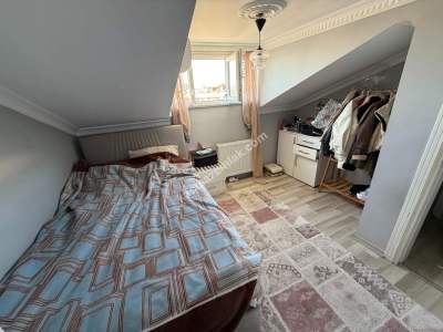 Çilekli Cami'ıne Komşu Satılık 3+2 160 M2 Dubleks Dair 7