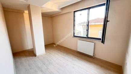 Güngören Merkezde Ataturk Caddesinde 4+1 Sıfır Dublex D 27