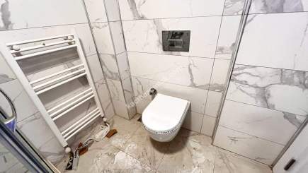 Güngören Merkezde Ataturk Caddesinde 4+1 Sıfır Dublex D 10