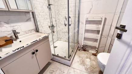 Güngören Merkezde Ataturk Caddesinde 4+1 Sıfır Dublex D 9