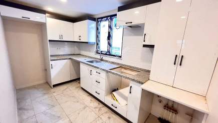 Güngören Merkezde Ataturk Caddesinde 4+1 Sıfır Dublex D 25