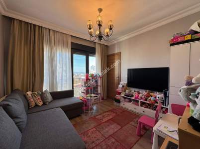 Kadıköy Bostancı'da Teraslı Deniz Manzaralı 4+2 22