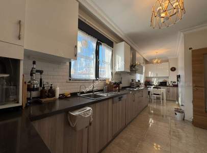 Kadıköy Bostancı'da Teraslı Deniz Manzaralı 4+2 5