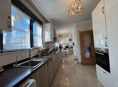 Kadıköy Bostancı'da Teraslı Deniz Manzaralı 4+2 4