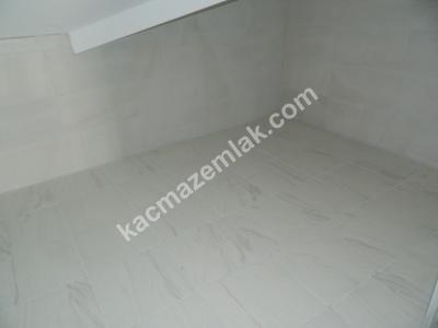 Koşuyolunda, Sıfır Binada, Deniz Ve Şehir Manzaralı 4+1 23