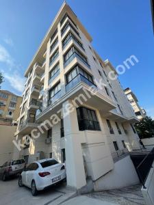 Koşuyolunda, Sıfır Binada, Deniz Ve Şehir Manzaralı 4+1 35