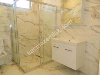 Koşuyolunda, Sıfır Binada, Deniz Ve Şehir Manzaralı 4+1 16