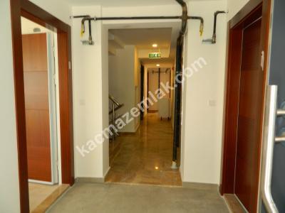 Koşuyolunda, Sıfır Binada, Deniz Ve Şehir Manzaralı 4+1 26