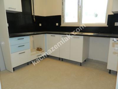 Koşuyolunda, Sıfır Binada, Deniz Ve Şehir Manzaralı 4+1 9