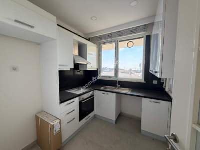 Kadıköy Koşuyolu Mahallesi 4+1 Satılık 142 M2 Duble 17