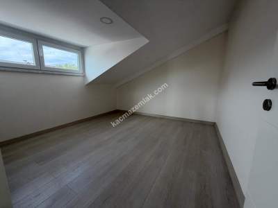 Kadıköy Koşuyolu Mahallesi 4+1 Satılık 142 M2 Duble 19