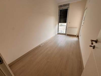 Kadıköy Koşuyolunda Yenibina 180M2 Satılık 3+1 Dubleks 10