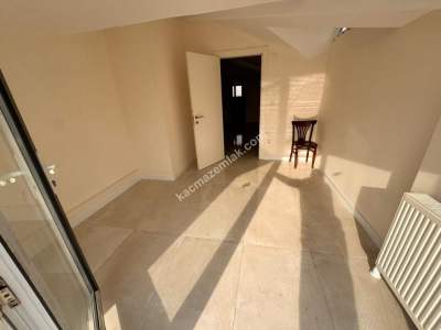 Kadıköy Koşuyolunda Yenibina 180M2 Satılık 3+1 Dubleks 14