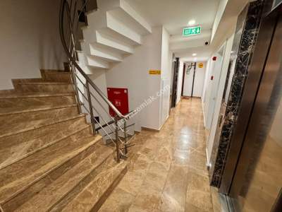 Kadıköy Koşuyolunda Yenibina 180M2 Satılık 3+1 Dubleks 26