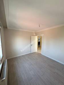 Maltepe Altayçeşme'de Çift Girişli Genişmetrekareli 4+ 13