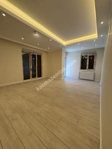 Maltepe Altayçeşme'de Çift Girişli Genişmetrekareli 4+ 3