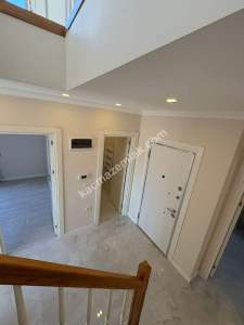 Maltepe Altayçeşme'de Çift Girişli Genişmetrekareli 4+ 22