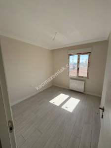 Maltepe Altayçeşme'de Çift Girişli Genişmetrekareli 4+ 11