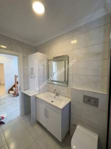 Maltepe Altayçeşme'de Çift Girişli Genişmetrekareli 4+ 33