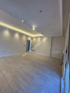 Maltepe Altayçeşme'de Çift Girişli Genişmetrekareli 4+ 28