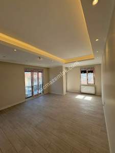 Maltepe Altayçeşme'de Çift Girişli Genişmetrekareli 4+ 5