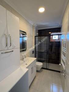 Maltepe Altayçeşme'de Çift Girişli Genişmetrekareli 4+ 30