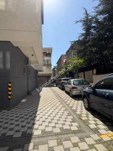 Maltepe Altayçeşme'de Çift Girişli Genişmetrekareli 4+ 36