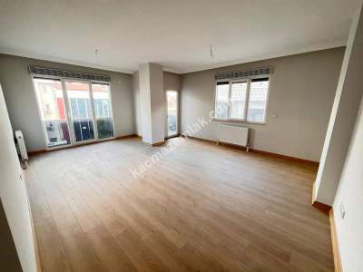 Altıntepe Sahilde Sıfır Binada Geniş Lüks 4+1 Dubleks 7