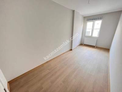 Altıntepe Sahilde Sıfır Binada Geniş Lüks 4+1 Dubleks 14