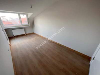 Altıntepe Sahilde Sıfır Binada Geniş Lüks 4+1 Dubleks 24