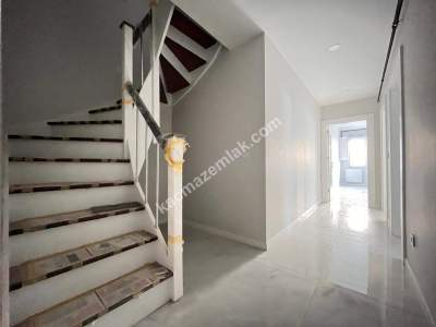 Altıntepe Sahilde Sıfır Binada Geniş Lüks 4+1 Dubleks 17