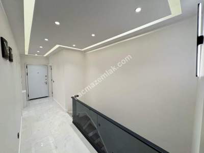 Altıntepe Bağdat Caddesi'nde Ön Cephe 165M² 3+1 Dublek 19