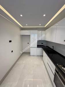 Altıntepe Bağdat Caddesi'nde Ön Cephe 165M² 3+1 Dublek 12