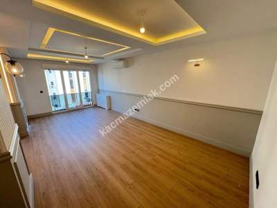 Altıntepe Bağdat Caddesi'nde Ön Cephe 165M² 3+1 Dublek 7