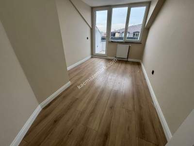 Altıntepe De Deniz Manzaralı Ön Cephe 2+1 Dubleks 11