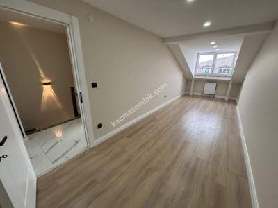 Altıntepe De Deniz Manzaralı Ön Cephe 2+1 Dubleks 13