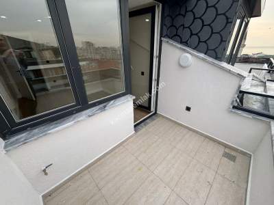 Altıntepe De Deniz Manzaralı Ön Cephe 2+1 Dubleks 31