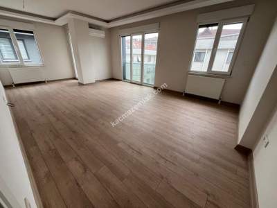 Küçükyalı Çınar Sahilde Deniz Manzaralı 4+1 Dubleks 9