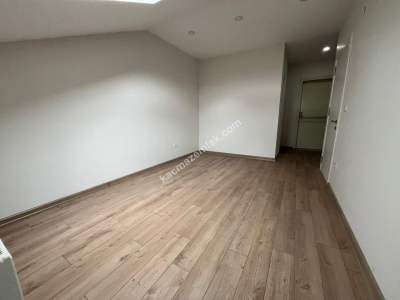 Küçükyalı Çınar Sahilde Deniz Manzaralı 4+1 Dubleks 31