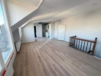 Küçükyalı'da Sahile Marmaraya Yakın 3+1 Dublex 1