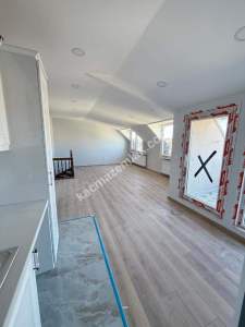 Küçükyalı'da Sahile Marmaraya Yakın 3+1 Dublex 4