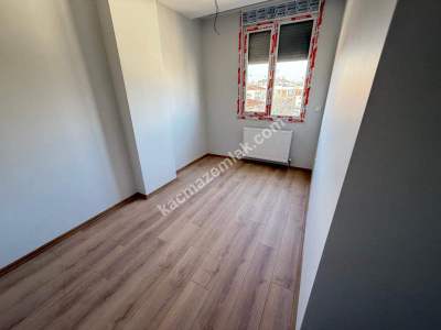 Küçükyalı'da Sahile Marmaraya Yakın 3+1 Dublex 14