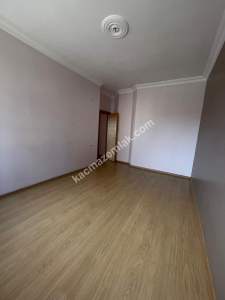 Maltepe Küçükyalı 3+2 Dubleks Deniz Manzaralı Daire 22