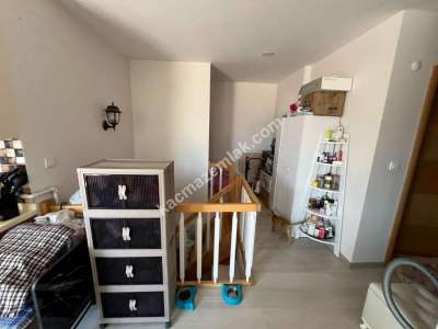 Marmaray'ın Dibinde Deniz Manzaralı Emsalsiz 4+2 27