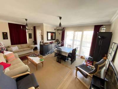 Küçükyalı Sahile Yakın Ön Cephe Geniş 3+2 Dubleks 1