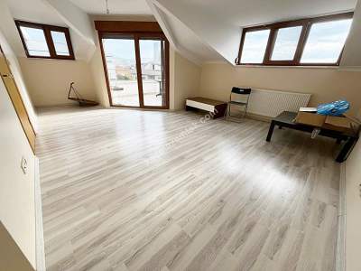 K.yalı Mektep Cad. Deniz Manzaralı 3+1 Dubleks 13